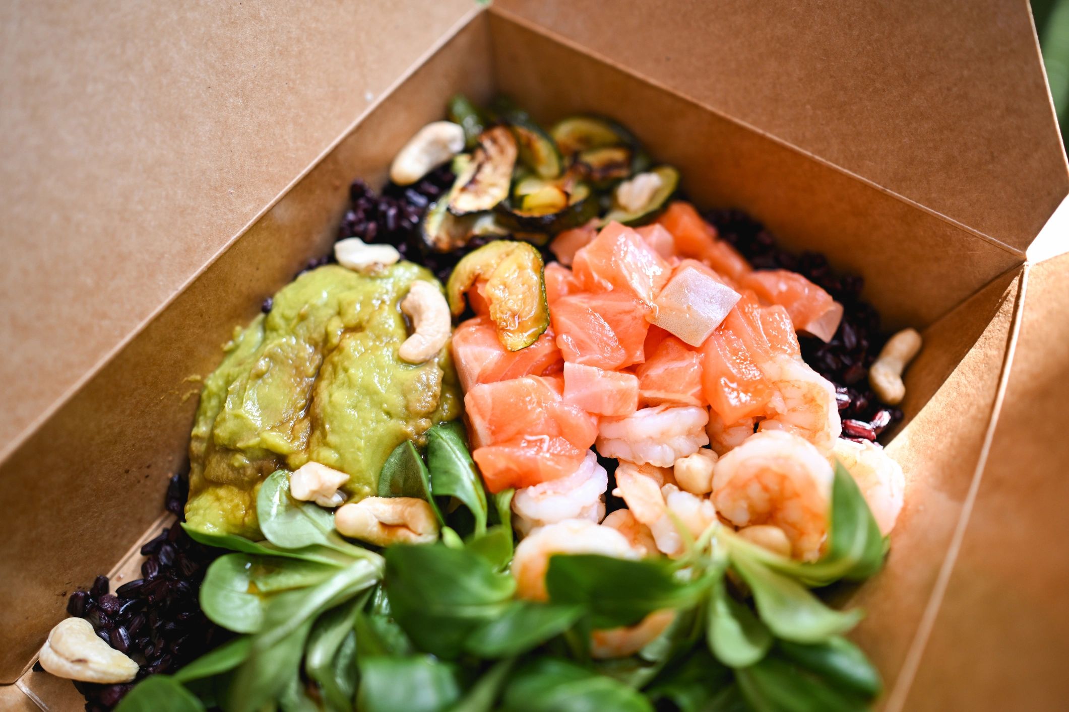 Fresh poke bowl concept